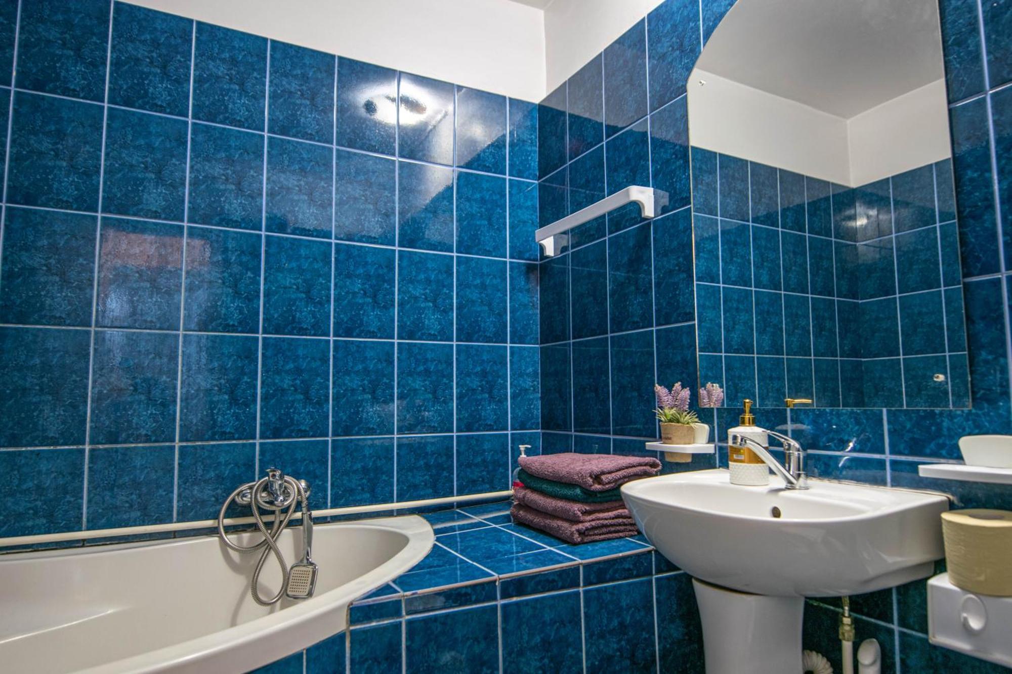 Apartament Near The Park Two Rooms Бухарест Экстерьер фото
